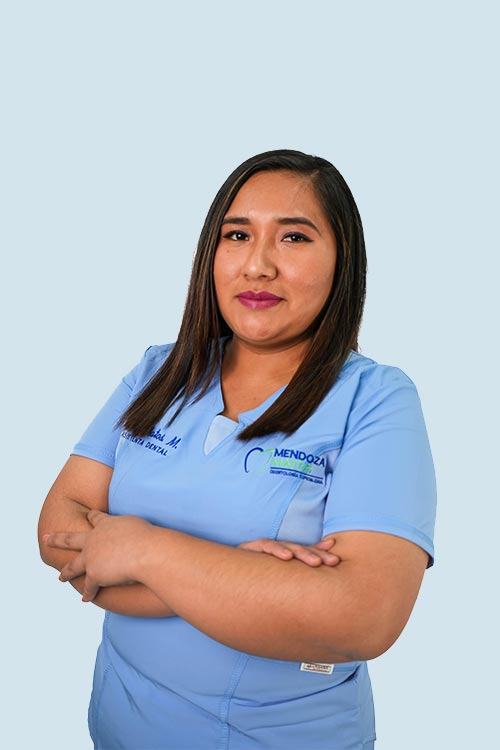 Asistente dental Lessly Matos Mendoza Odontología Especializada