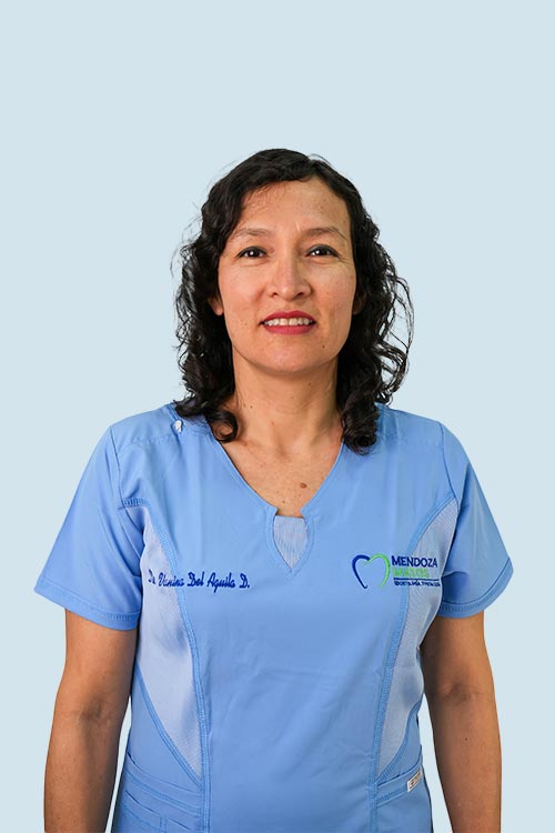 Vanina del Águila del Águila - Odontóloga General